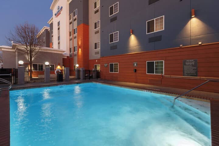 Pool 17 of 48
