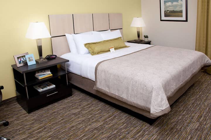Room 3 of 41