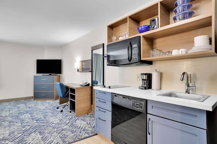 Room 15 of 41