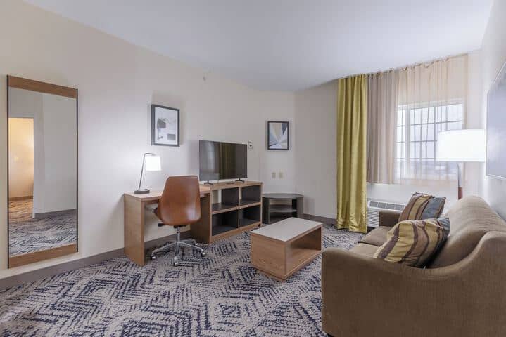 Room 14 of 48