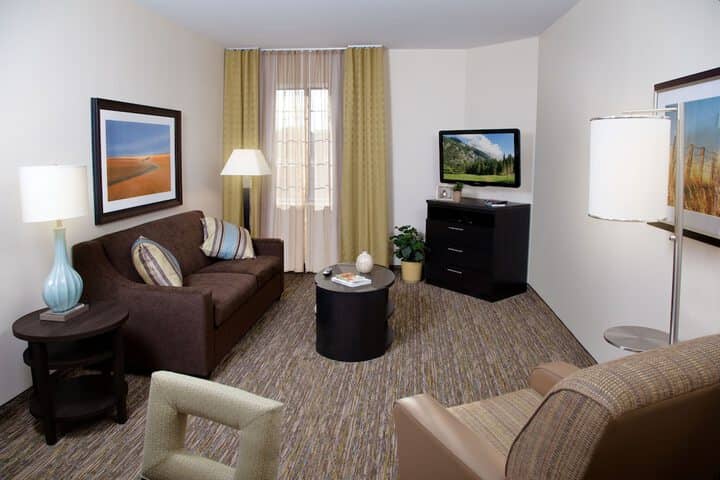 Room 8 of 23